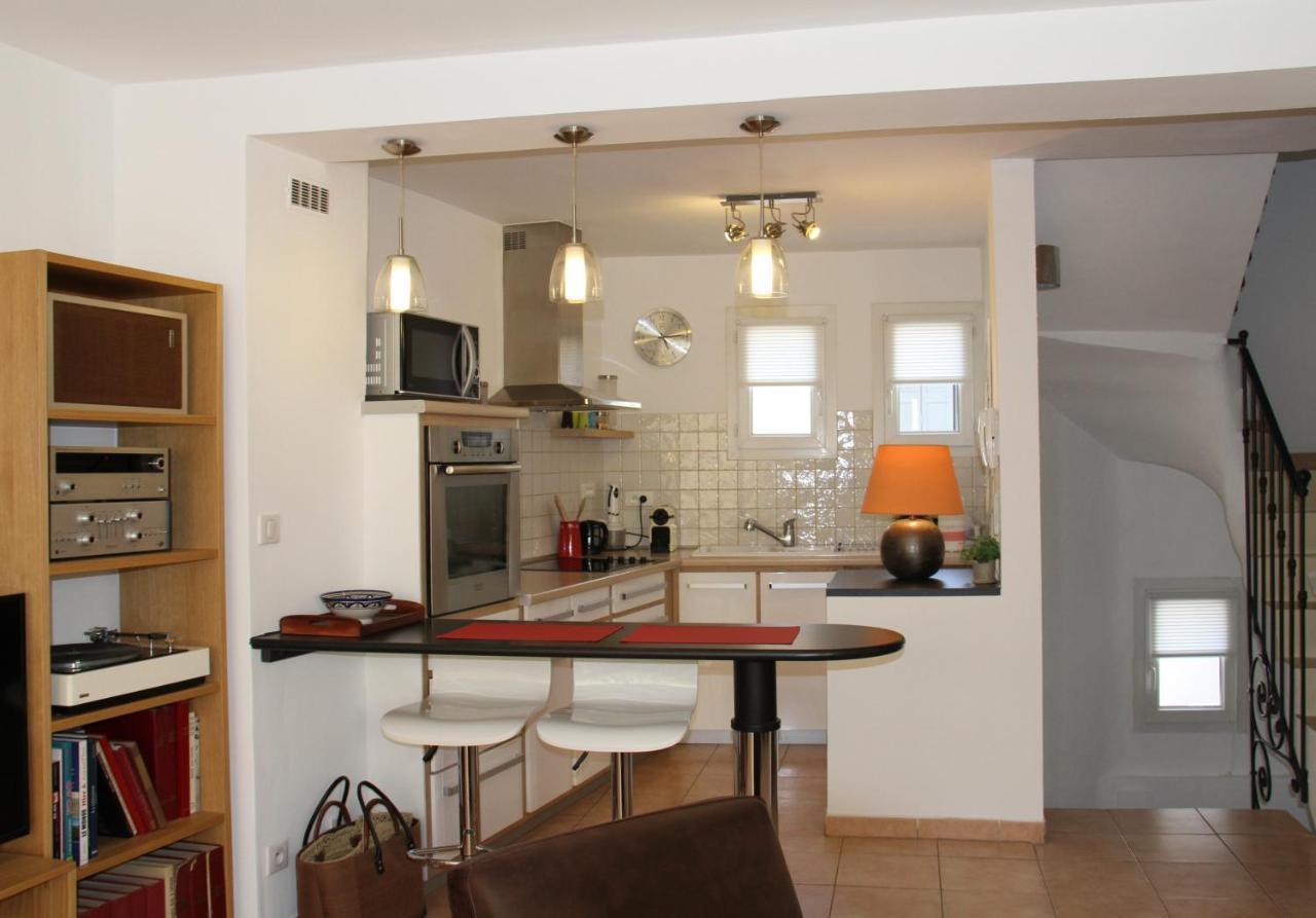 Agreable Maison De Ville Eyragues Eksteriør billede