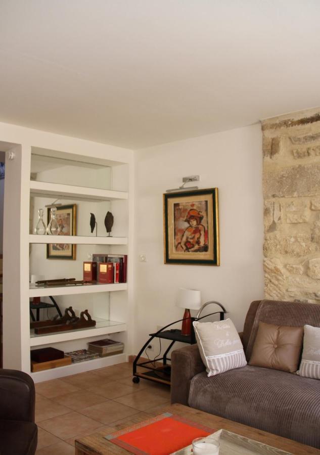 Agreable Maison De Ville Eyragues Eksteriør billede