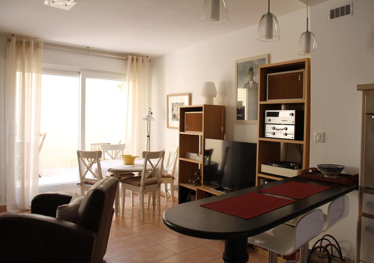 Agreable Maison De Ville Eyragues Eksteriør billede